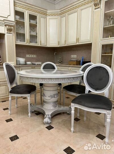 Кухонный стол. Оплата при получении