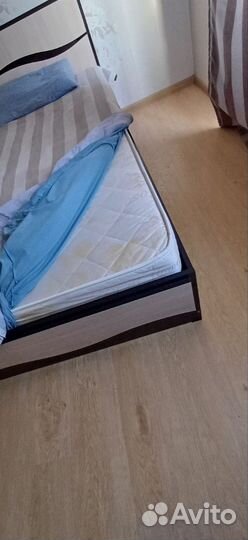 Кровать двухспальная 160 200 бу с матрасом