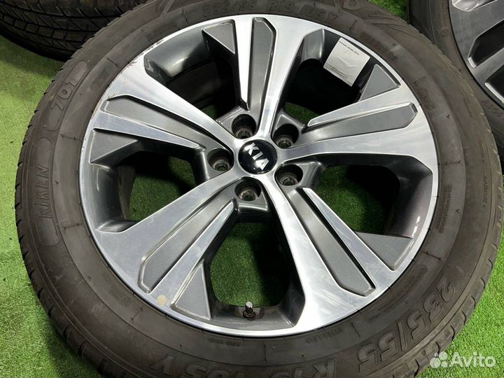 Комплект колес R19 для Kia Sorento Prime 3