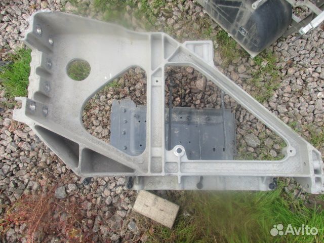 Ящик аккумуляторный Volvo FM13 FH13