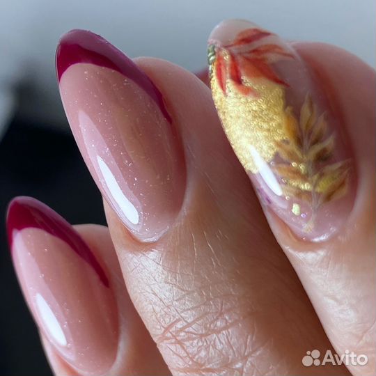 Мастер маникюра и смарт педикюра