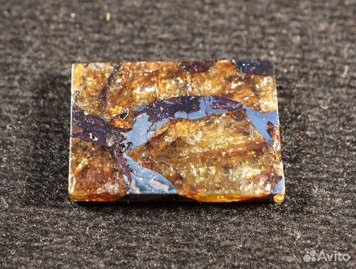 Метеорит Брагин сверкающий оливин палласит