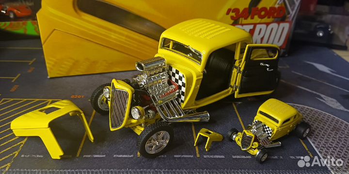 Hot Wheels Legends '34 Ford 1/24 и 1/64