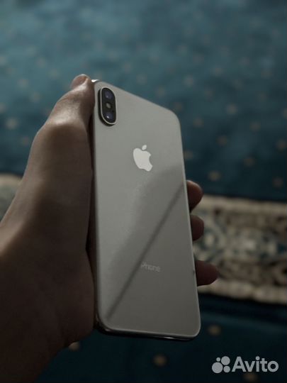 iPhone X, 64 ГБ