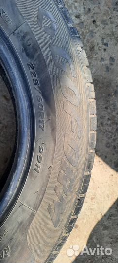 Pirelli Formula Ice 215/65 R16