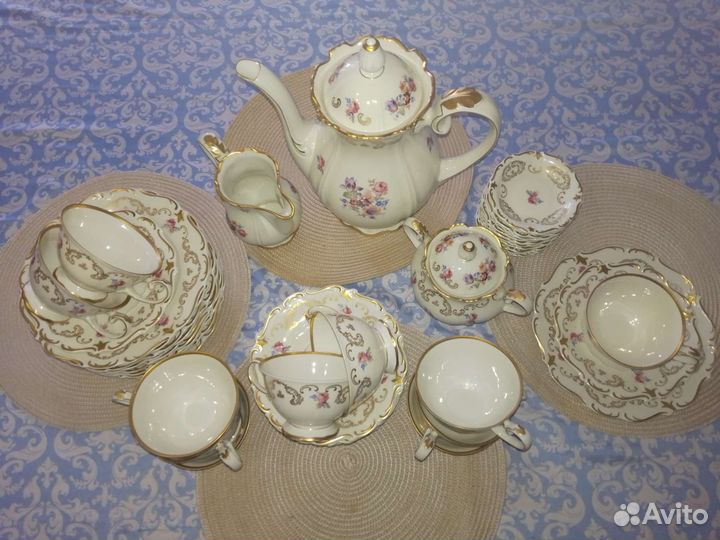 Чайный сервиз на 12 персон Райхенбах