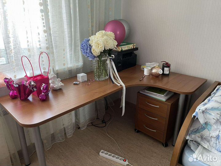 Угловой письменный стол бу