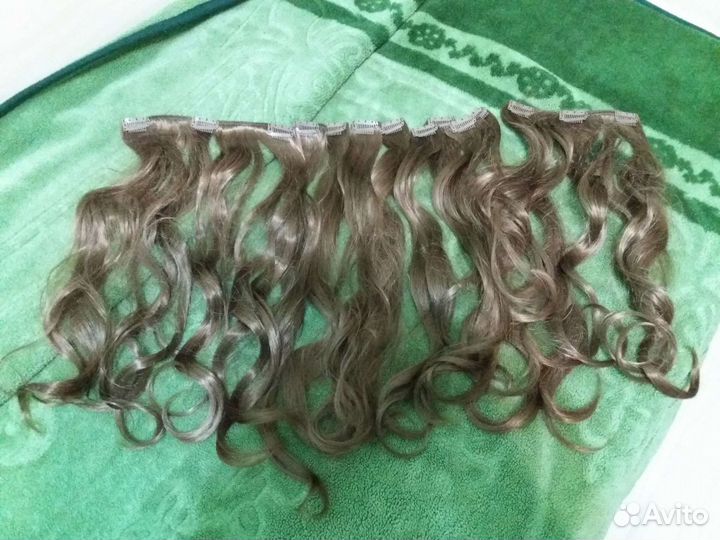 Волосы на заколках