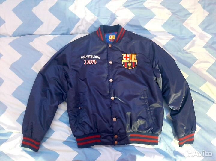 Бомбер футбольного клуба FC barcelona