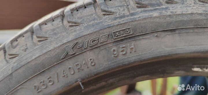 Michelin X-Ice 3 235/40 R18