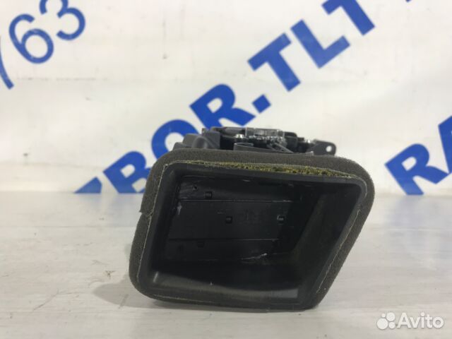 Дефлектор центральный прав KIA sportage 3 SL 2.0 м