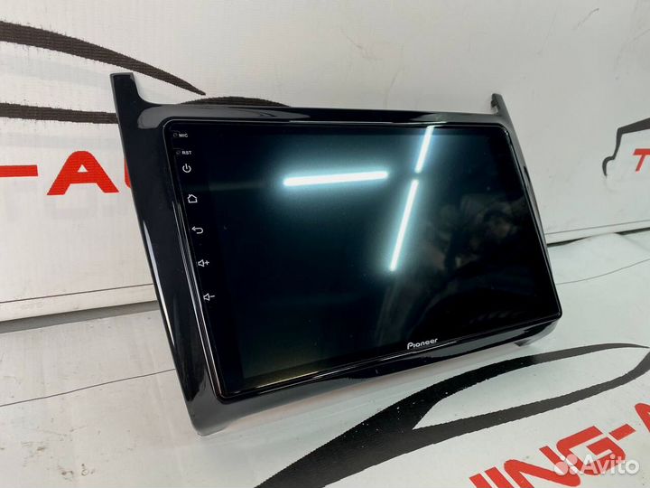 Магнитола VW Polo 2009-2015