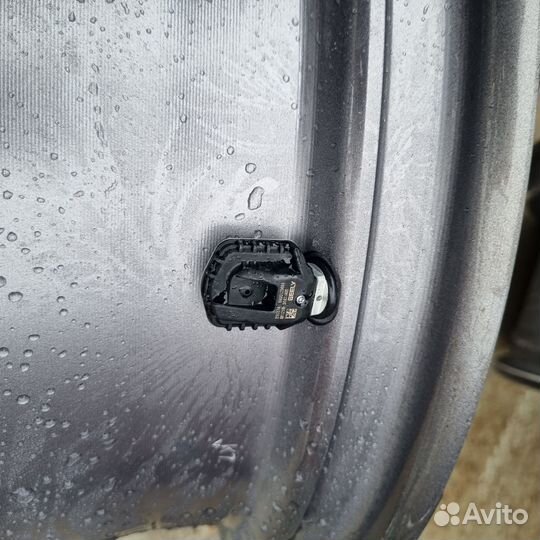 Литые диски + датчики давления Geely Atlas Pro R18