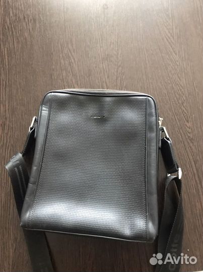 Мужская кожаная сумка через плечо