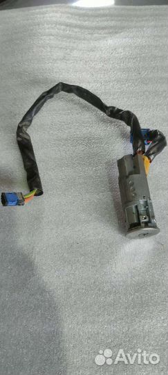 Замок зажигания Peugeot 206