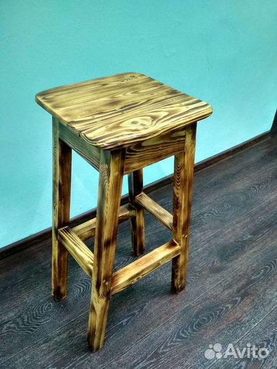 Барный табурет