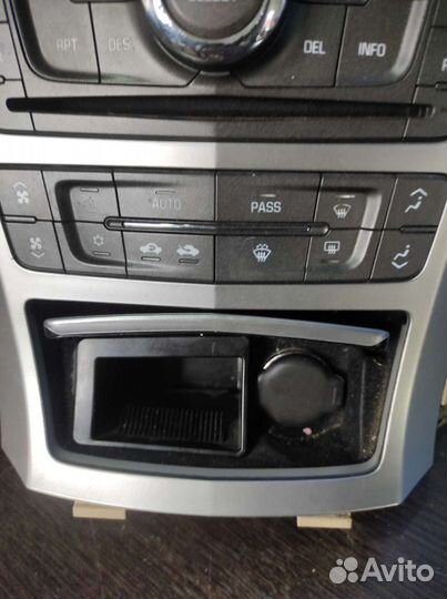 Блок управления магнитолой Cadillac CTS 2