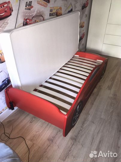 Кровать машинка с матрасом