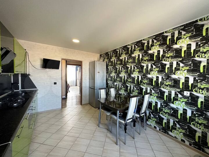 3-к. квартира, 69 м², 3/3 эт.