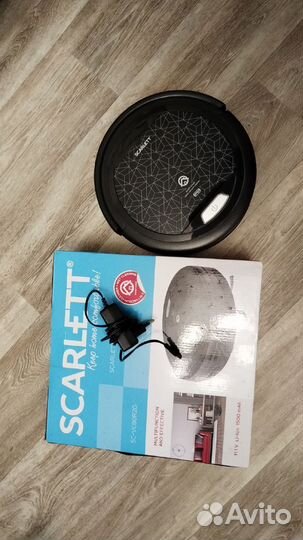 Робот пылесос scarlett SC-VC80R20