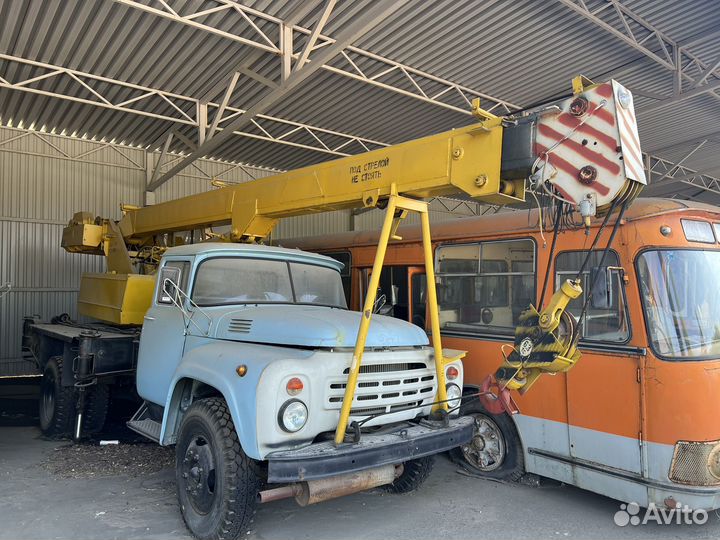 ЗИЛ 130 с КМУ, 1975