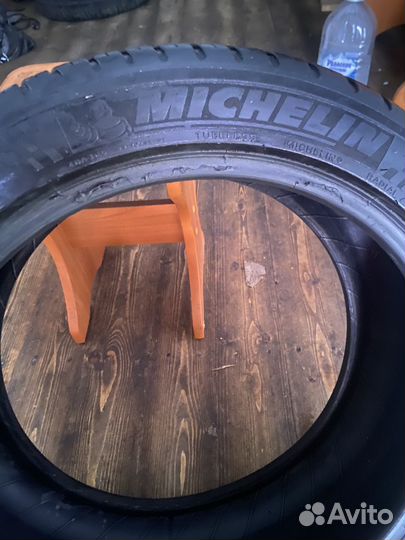 Michelin Pilot Sport 3 235/45 R18 98