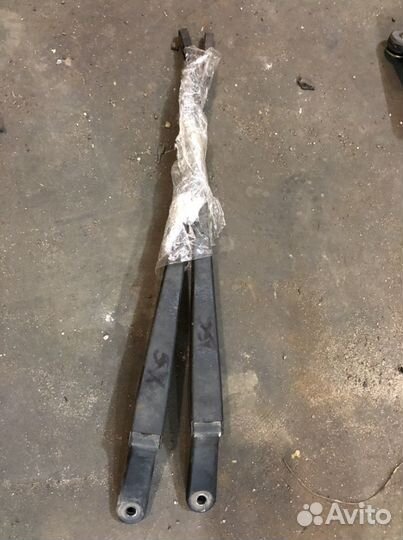 Сузуки гранд витара, 2005г поводки стеклоочистител