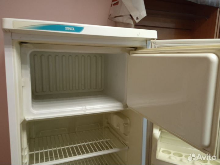 Холодильник бу Stinol