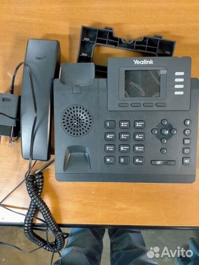 IP телефон Yealink SIP-T33G