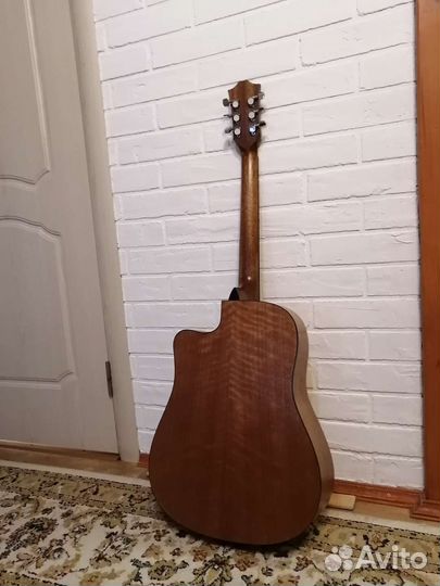 Гитара на прокат