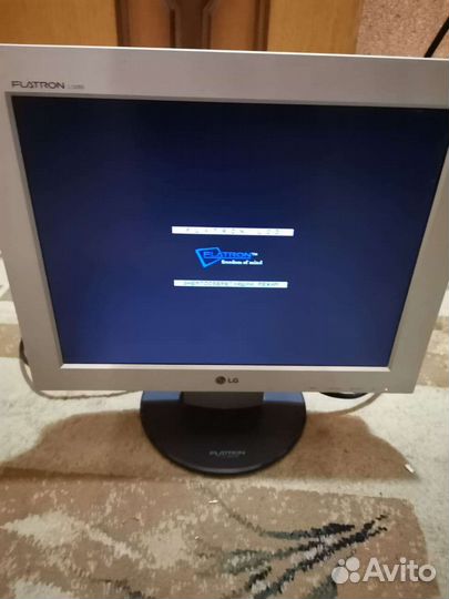 Монитор LG flatronL1530S