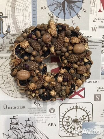 Венок интерьерный