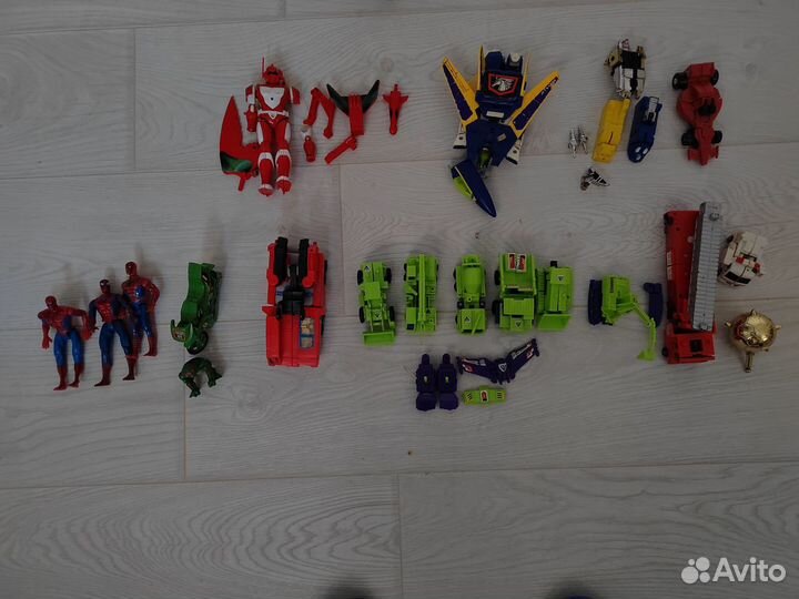 Трансформеры, человек паук и ниндзя черепашка