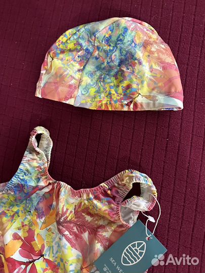 Купальник для девочки с шапочкой