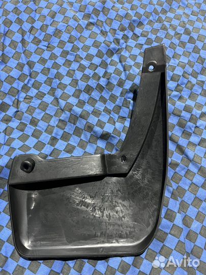 Задние Бризговики рено логан 2