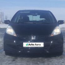 Honda Jazz 1.3 CVT, 2011, 170 000 км, с пробегом, цена 840 000 руб.