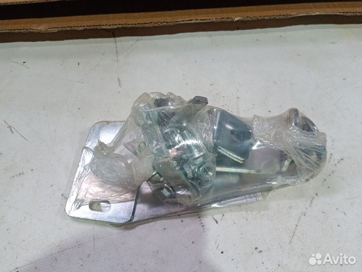 Защита заднего бампера подножка Volkswagen Amarok