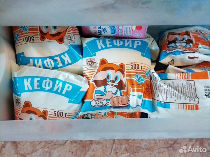 Замороженный кефир на стряпню или для животных