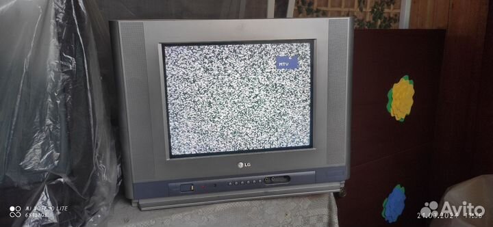 Телевизор LG rt-15fb50m