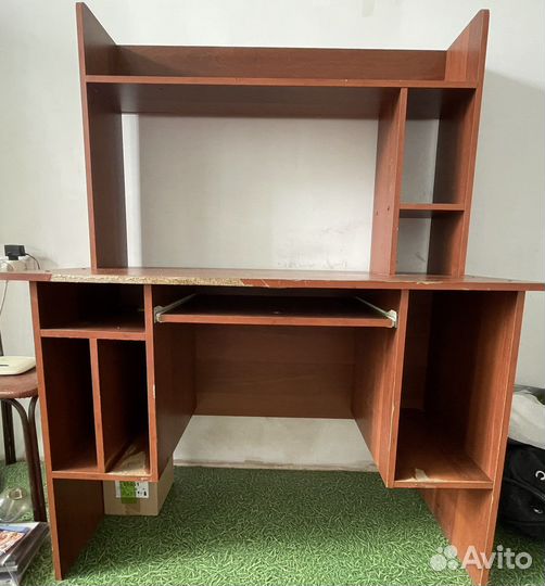 Компьютерный стол