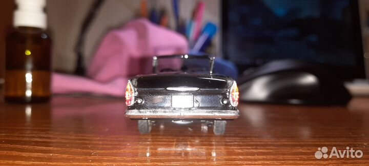 Модель автомобиля Москвич 408 турист 1:43