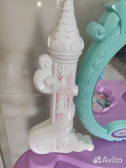 Детский туалетный столик для девочки