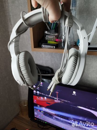 Игровые наушники