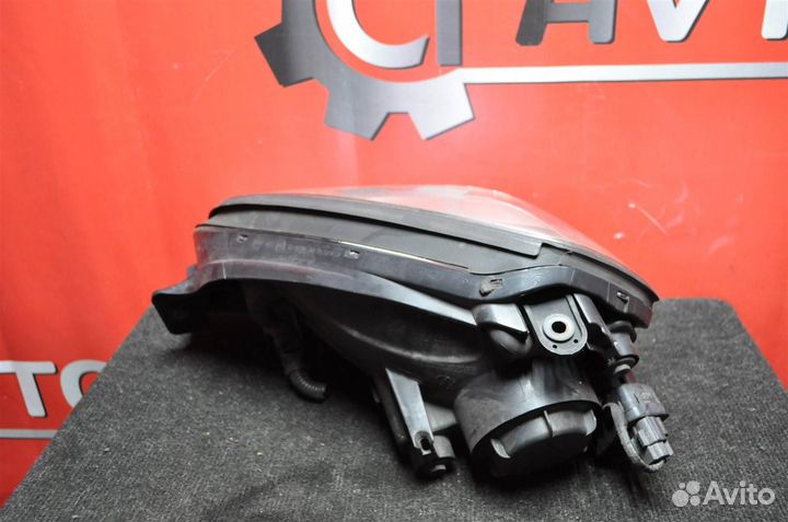 Фара правая Hyundai Tucson JM