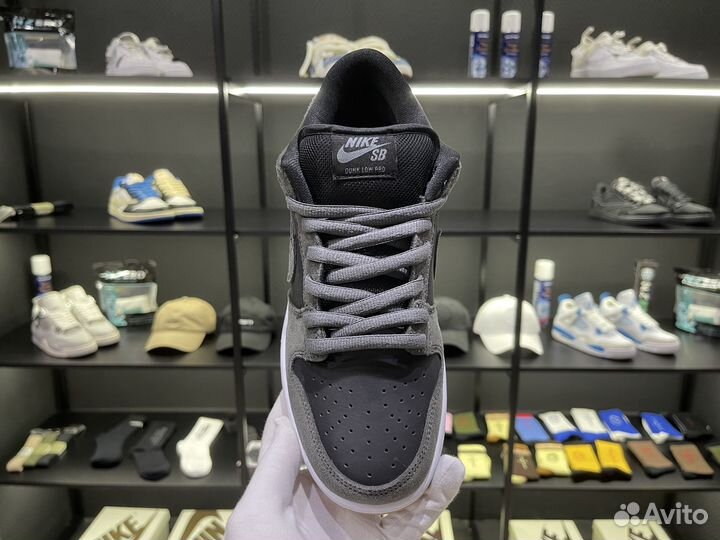 Кроссовки Nike Dunk SB Low TRD 