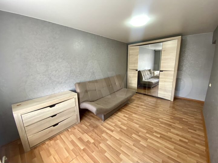 2-к. квартира, 60 м², 4/9 эт.