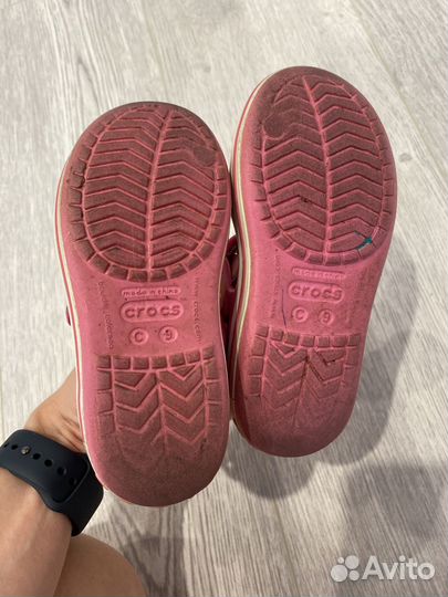 Босоножки crocs