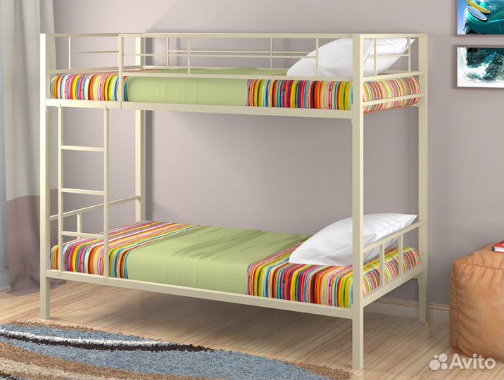 Двухъярусная кровать, в наличии. Разные цвета