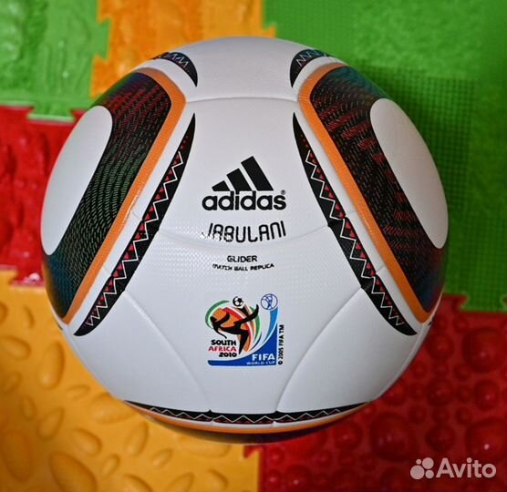 Футбольный мяч Чемпионата Мира 2010 года