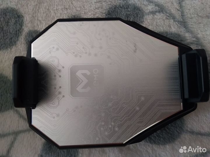 Охлаждающий вентилятор для телефона